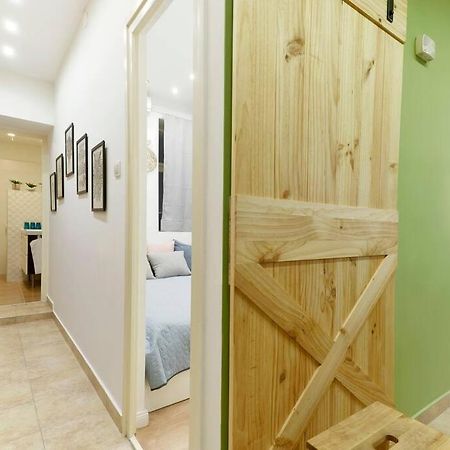 Apartamento Downtown Island Of Peace By Nw Budapest Exterior foto