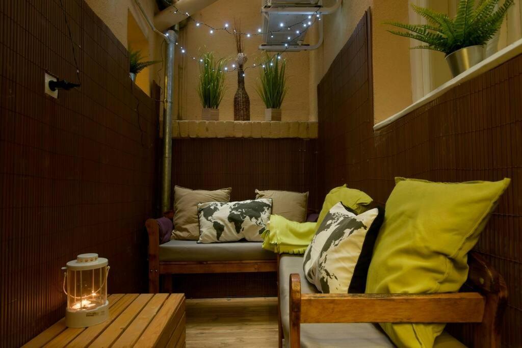 Apartamento Downtown Island Of Peace By Nw Budapest Exterior foto